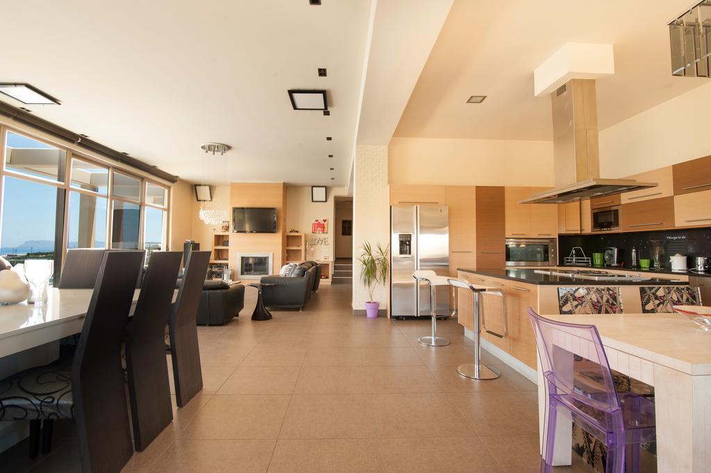 Villa Prigipessa Agia Marina  Bagian luar foto